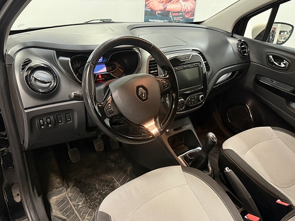 Renault Captur 10 of 27