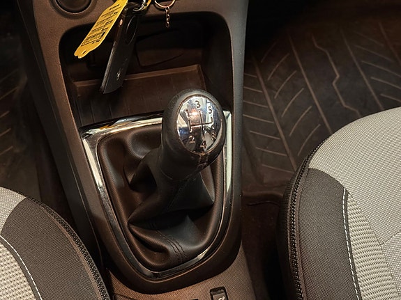Renault Captur 12 of 27