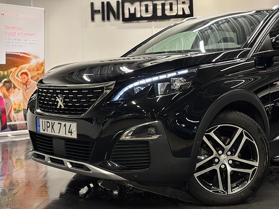 Peugeot 3008 2 of 5