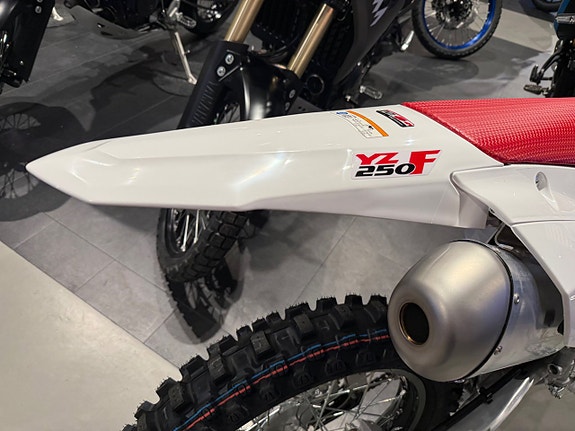 Yamaha YZ250F 70th 2026  Byggkampanj + 0% ränta 6 of 6