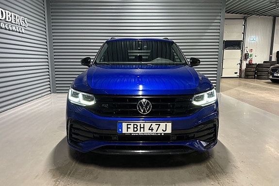 Volkswagen Tiguan 2 of 5