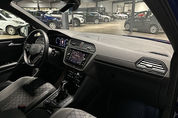 Volkswagen Tiguan 9 of 23