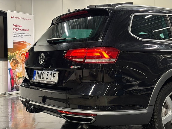 Volkswagen Passat Alltrack 7 of 27