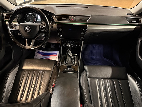 Skoda Superb 10 of 18