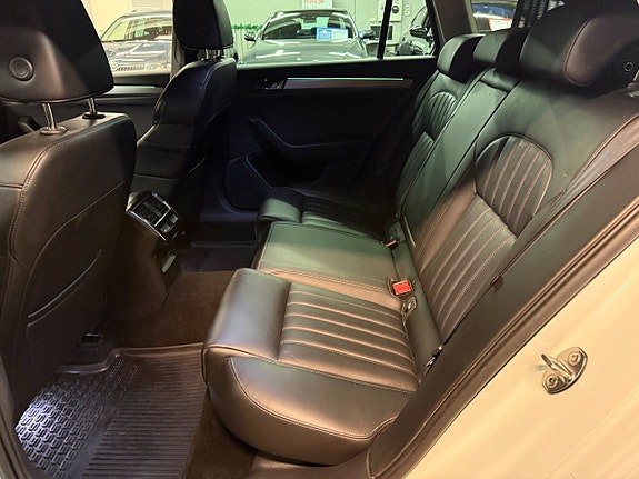 Skoda Superb 7 of 18