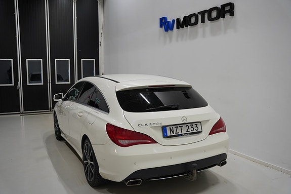 Mercedes-Benz CLA220 d 4 of 5