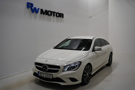 Mercedes-Benz CLA220 d 2 of 5