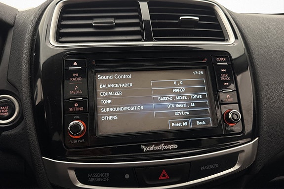 Mitsubishi ASX 21 of 27