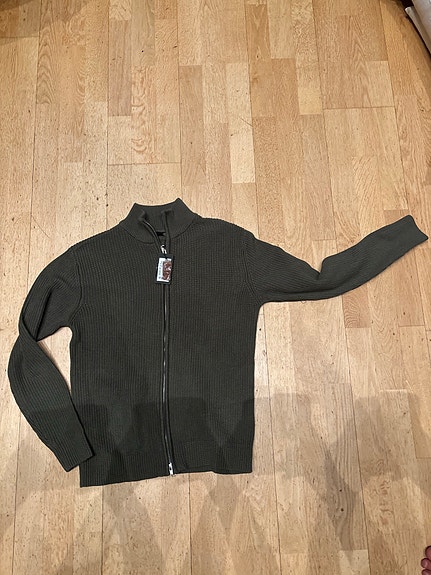 Product image 16 of 17