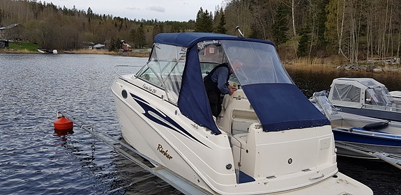 Kabinbåt med 4 kojplatser & Bravo 3 3 of 21