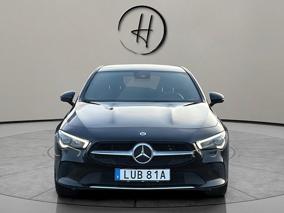 Mercedes-Benz CLA250 e 3 of 5
