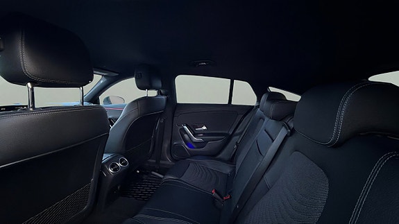 Mercedes-Benz CLA250 e 12 of 13
