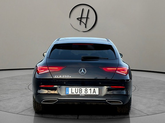 Mercedes-Benz CLA250 e 5 of 5