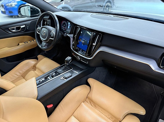 Volvo V60 10 of 28