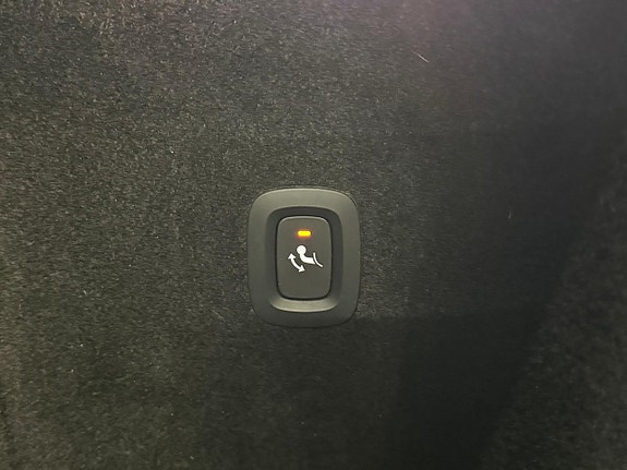 Volvo V60 25 of 28