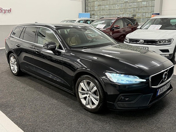 Volvo V60 2 of 28