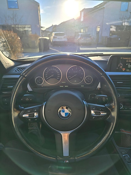 BMW 335d 10 of 12
