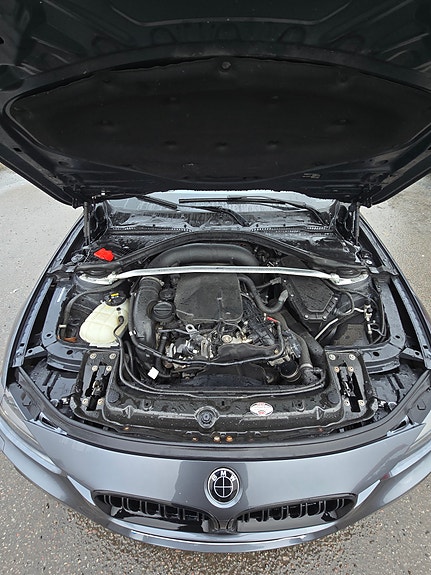 BMW 335d 6 of 12