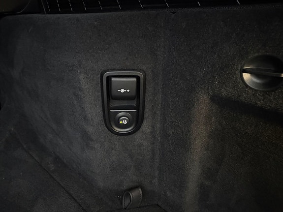 BMW 530e 18 of 30
