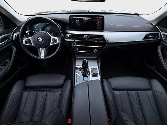 BMW 530e 10 of 30