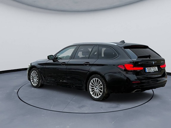 BMW 530e 3 of 30