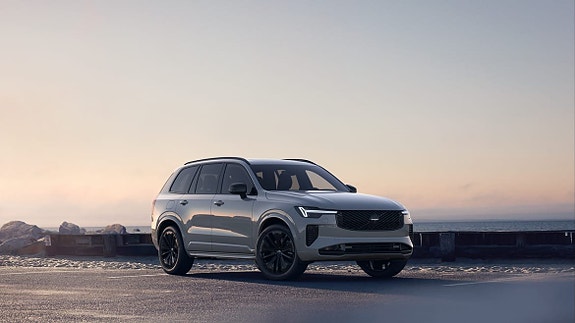 Volvo XC90 8 of 14