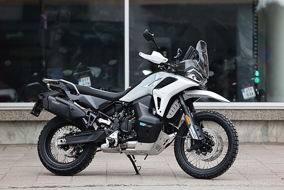 CFMOTO 1000 MT-X | Nyhet | Vit | RÄNTEFRITT* 2 of 13