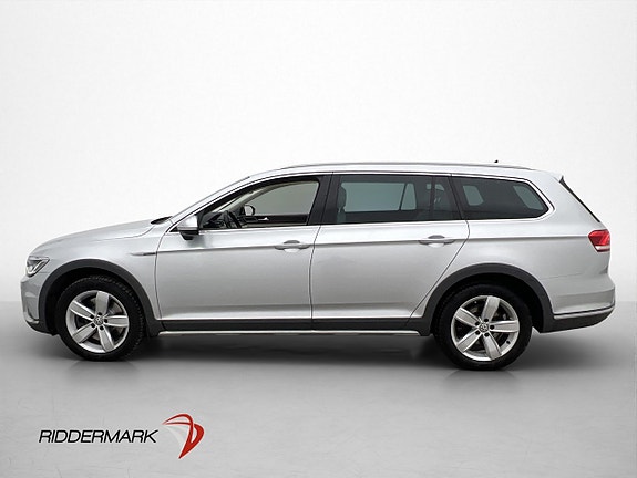 Volkswagen Passat Alltrack 4 of 30