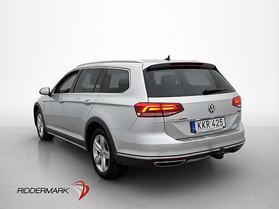 Volkswagen Passat Alltrack 5 of 30