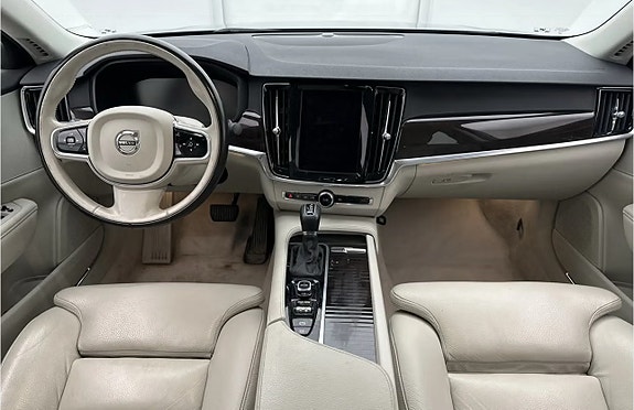 Volvo S90 10 of 16