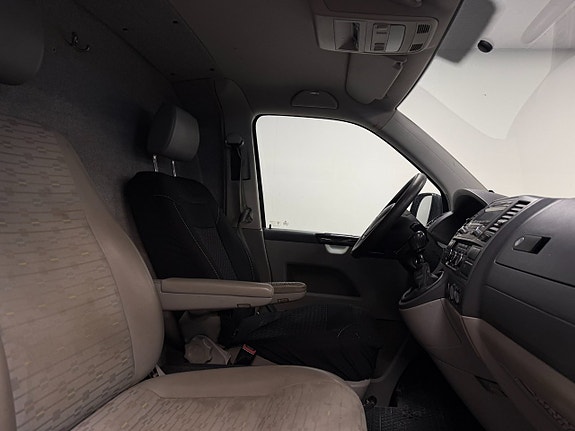 Volkswagen Transporter - 9