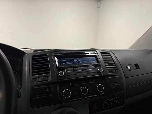 Volkswagen Transporter - 11