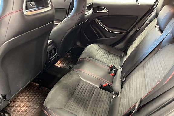 Mercedes-Benz GLA200 d 18 of 20