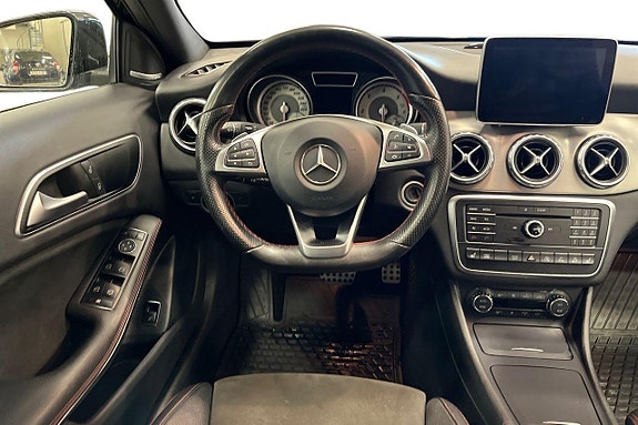 Mercedes-Benz GLA200 d 13 of 20