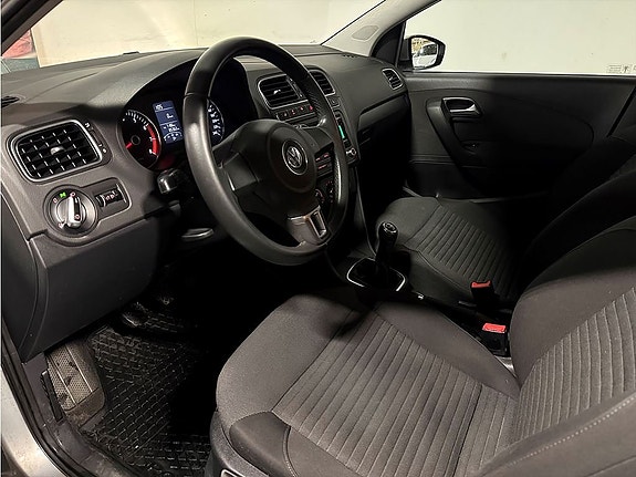 Volkswagen Polo 5 of 5
