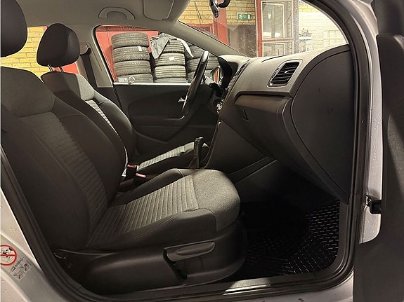 Volkswagen Polo 4 of 5