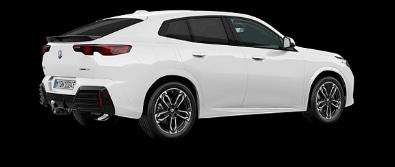 BMW iX2 3 of 4