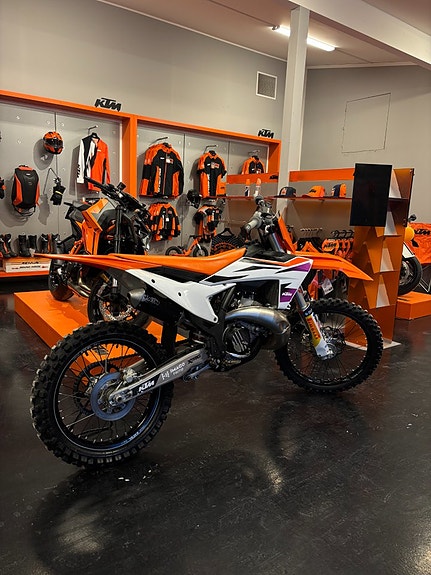 KTM 250 SX 2 of 3