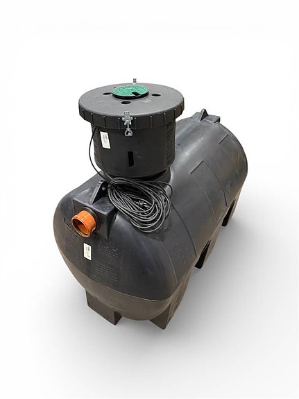 Älvestad-Tanken Regnvattentank 1000 liter med pump 2 of 5