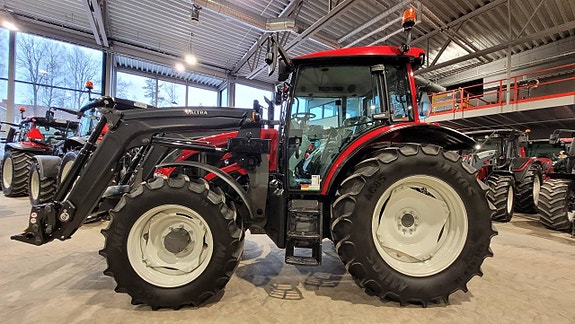 Valtra A105 HiTech / Lastare / 100 timmar