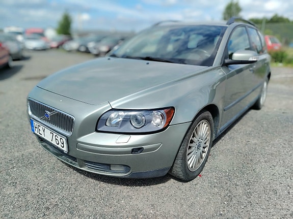 Volvo V50 4 of 5