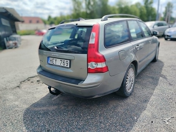 Volvo V50 5 of 5