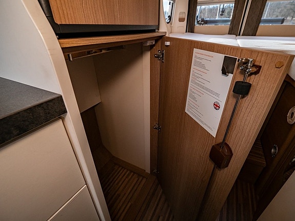 Malibu Carthago VAN 640 LE *Långbäddar *Luftfjädring *Solcell 11 of 22