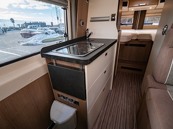Malibu Carthago VAN 640 LE *Långbäddar *Luftfjädring *Solcell 4 of 22