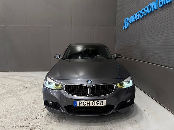 BMW 320 9 of 25