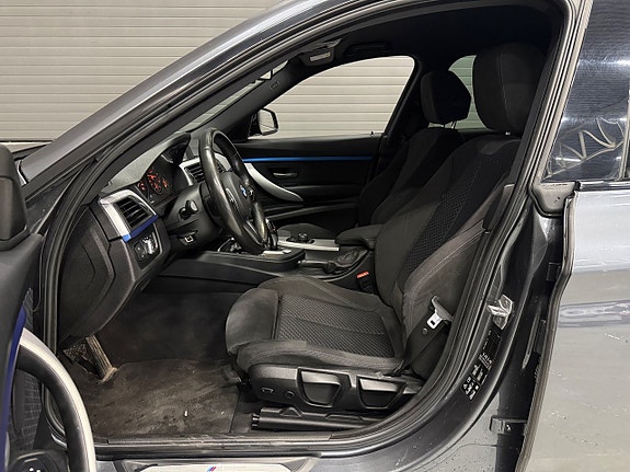 BMW 320 10 of 25