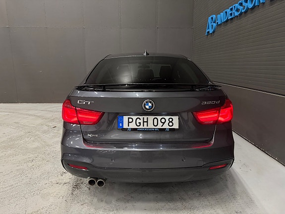 BMW 320 8 of 25