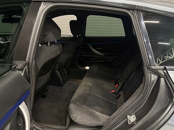 BMW 320 13 of 25