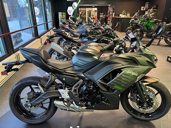 Kawasaki Ninja 650 2 of 2