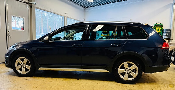 Volkswagen Golf Alltrack 6 of 21